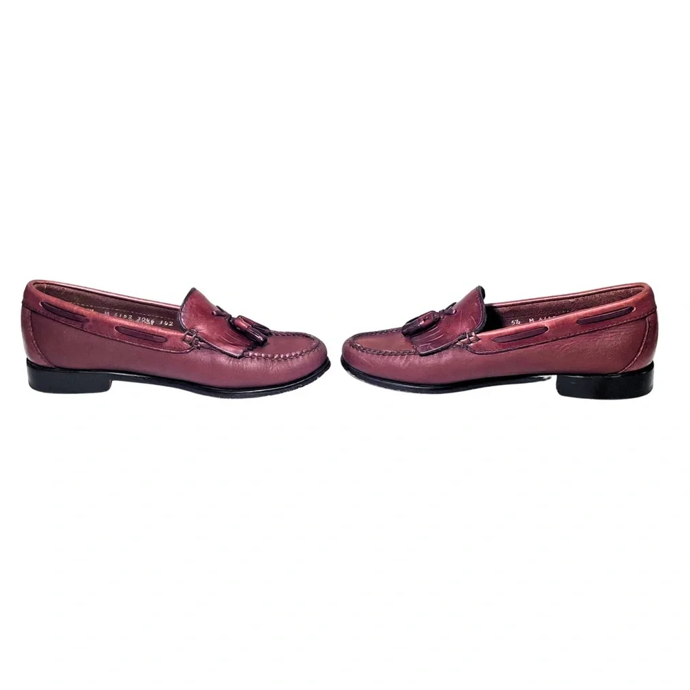 G.H. Bass & Co. | VTG Women's Brown Burgundy Tassel Kiltie Leather Loafers 5.5